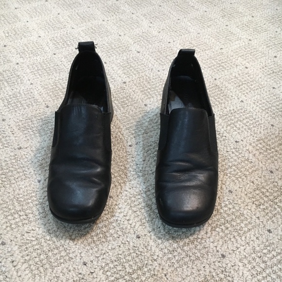 AEROSOLES Shoes - ⭐️LAST FEW WEEKS⭐️Aerosoles Dress Shoes.